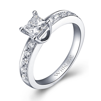 公主方钻石戒指在欧美市场一直都是很受欢迎