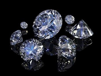 切工是钻石价格影响最大的一个因素