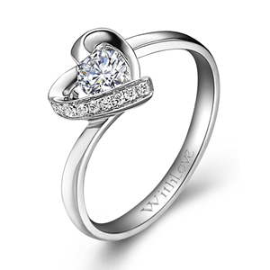 钻石戒指－爱在心里