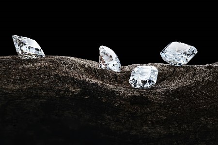 一克拉钻石的价格多少钱