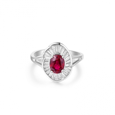 椭圆形红宝石钻石戒指